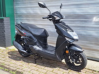Sym orbit 3 45 km bromscooter 4takt - afbeelding 4 van  4