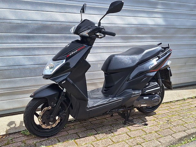 Sym orbit 3 45 km bromscooter 4takt - afbeelding 2 van  7