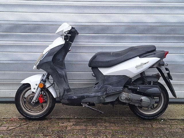 Sym orbit 45 km bromscooter 4takt - afbeelding 1 van  7