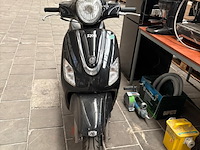 Sym scooter - afbeelding 2 van  8