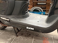 Sym scooter - afbeelding 4 van  8