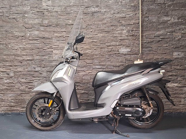 Sym symphony st 45km bromscooter 4-takt - afbeelding 6 van  7