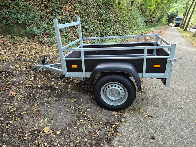 Syma - aanhangwagen - afbeelding 1 van  7
