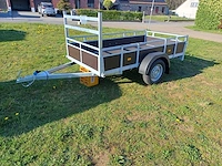 Syma - enkelasser - aanhangwagen