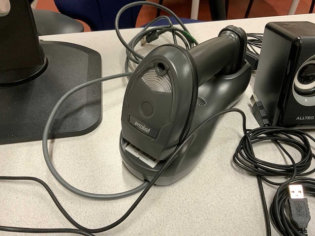 Symbol, iiyama prolite xb2483hsu monitor, handscanner en accesoires - afbeelding 3 van  6