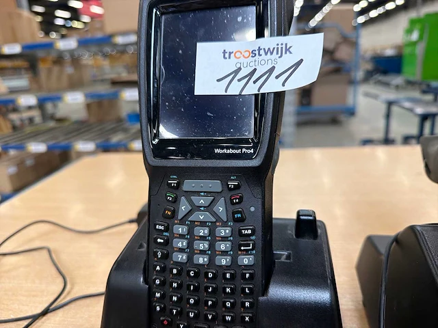 Symbol workabout pro 4 industriële barcode-/magazijnscanner met dockingstations (2x) - afbeelding 3 van  3