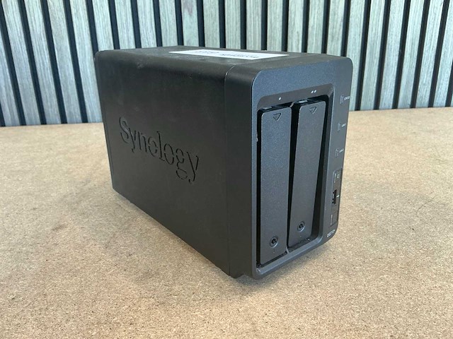 Synology ds713+ netwerkopslag - afbeelding 1 van  4