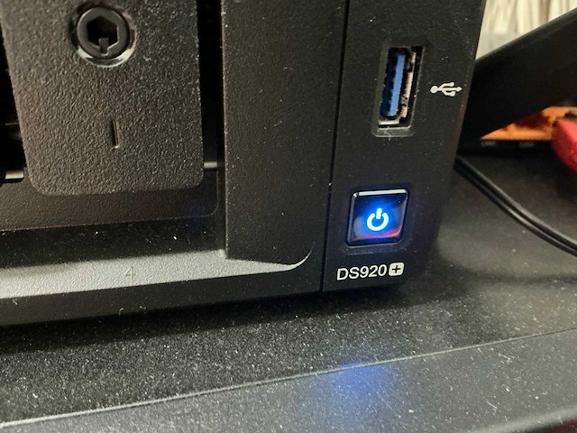 Synology ds920+ netwerkopslag - afbeelding 2 van  3