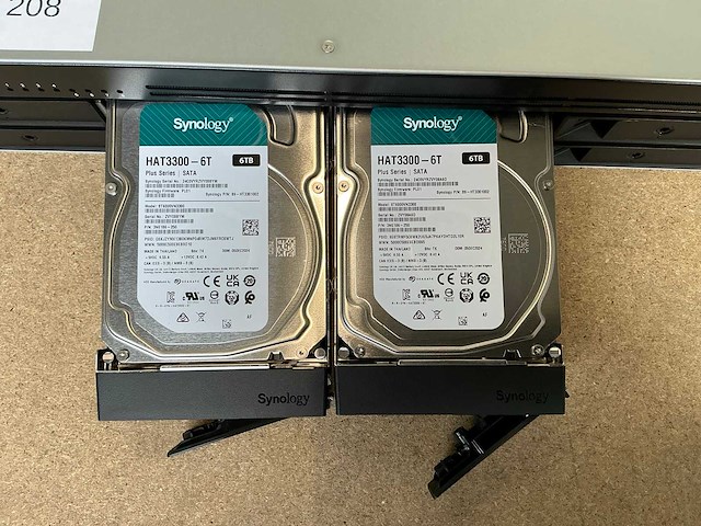 Synology rs1221+ netwerkopslag - afbeelding 3 van  5