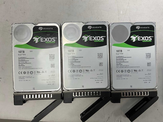 Synology (rs3617rpxs) - 12x 10tb sata scalable network attached storage - afbeelding 4 van  4