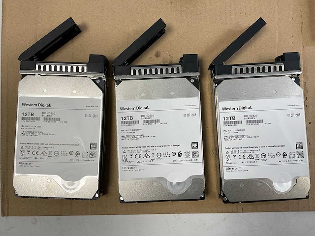 Synology (rs3617xs+) - 11x 12tb sata scalable network attached storage - afbeelding 7 van  8