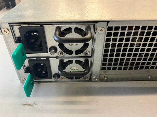 Synology rx1216sas server - afbeelding 5 van  10