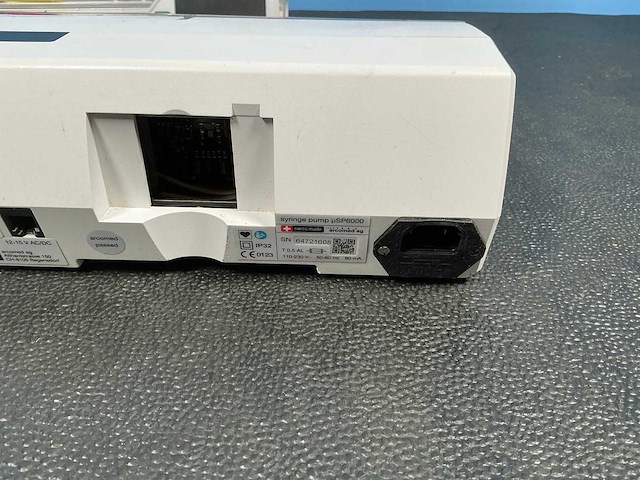 Syramed usp6000 infusiepomp (3x) - afbeelding 5 van  7