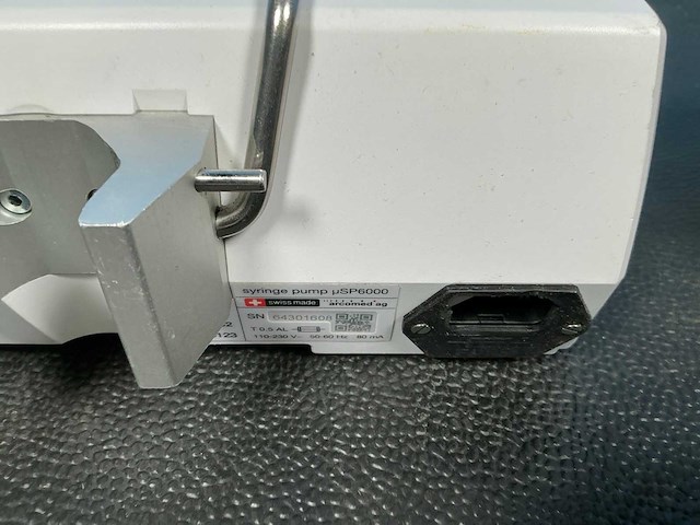 Syramed usp6000 infusiepomp (3x) - afbeelding 7 van  7