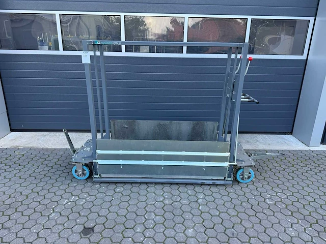 Syskomp group - 2023 - mwm0845-135 - magazijnkar met oprijplateau - afbeelding 2 van  5