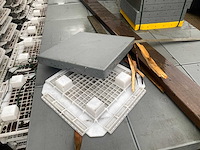 Systeemvloer 1750m2 - heavy duty panels - various contractor materials - afbeelding 2 van  11