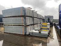 Systeemvloer 1750m2 - heavy duty panels - various contractor materials - afbeelding 5 van  8