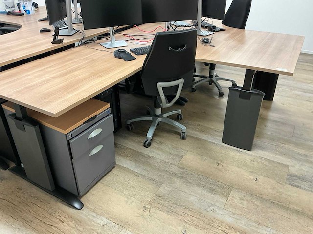 T-bureauopstelling (2x) - afbeelding 6 van  12