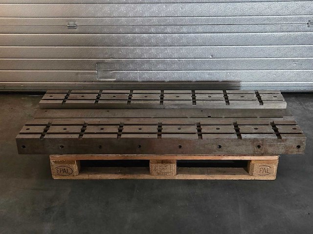 T-gleuf-opspantafel (2x) - afbeelding 1 van  7
