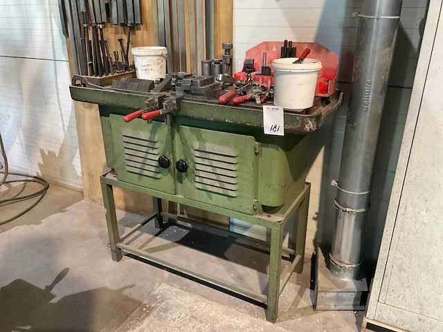 T-gleuf opspantafel - afbeelding 1 van  4