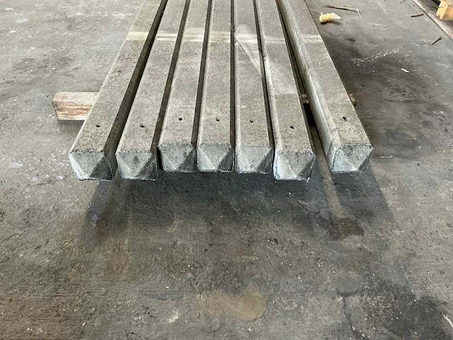 T-paal beton 100x100x2750 mm (7x) - afbeelding 3 van  6