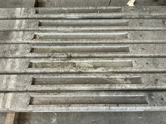 T-paal beton 100x100x2750 mm (7x) - afbeelding 5 van  6