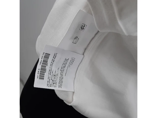 T-shirt, maat xxxl, prada - afbeelding 7 van  8