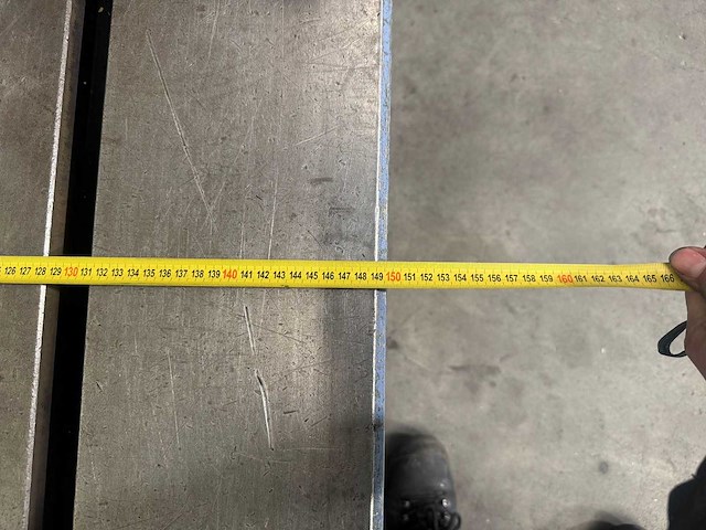 T-slotted welding table - afbeelding 12 van  12