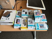 Tablet en telefoonhoesjes (25x)