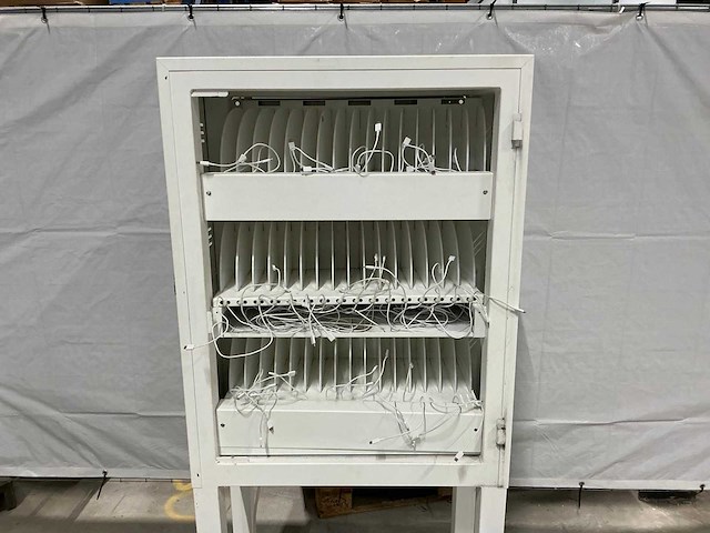 Tablet/ipad 170 x 75 x 40cm oplaadkast - afbeelding 2 van  4