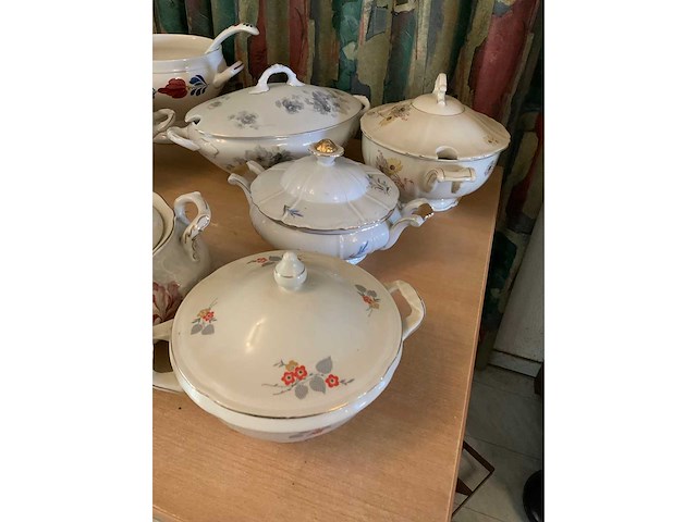 Tableware, glassware and cutlery (10x) - afbeelding 5 van  9