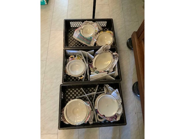 Tableware, glassware and cutlery (10x) - afbeelding 8 van  9