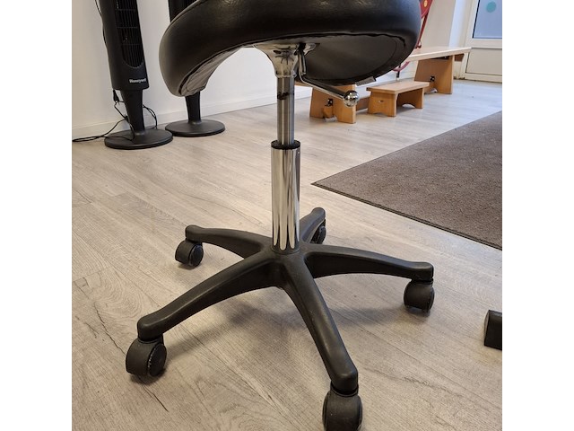 Tabouret met bureaufiets - afbeelding 5 van  8