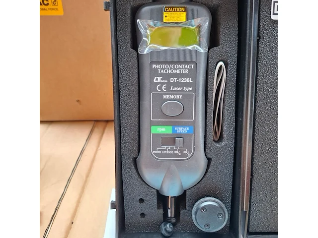 Tachometer / toerenteller lutron, dt-1236l - afbeelding 1 van  4