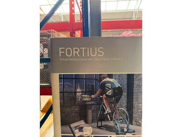 Tacx - fortius multiplayer t1940 - vr trainer - afbeelding 2 van  3