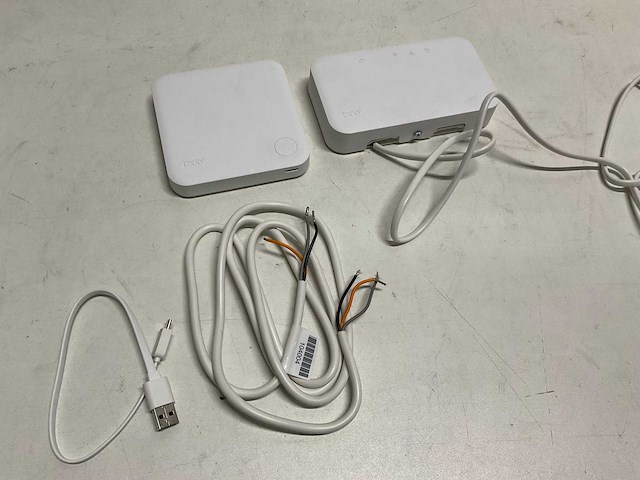 Tado - starter kit v3+ - wired smart thermostaat - afbeelding 2 van  2