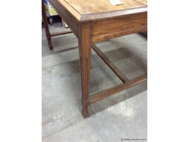 Tafel eik b:110 d:83 h:78 - afbeelding 2 van  3