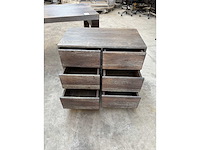 Tafel en 2 kasten - afbeelding 1 van  1