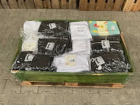 Tafel en stoelen hoezen (65x) - afbeelding 1 van  1