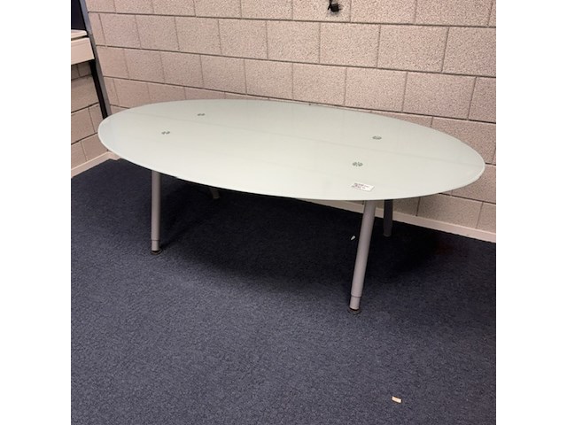 Tafel, ikea, ovaal - afbeelding 1 van  2