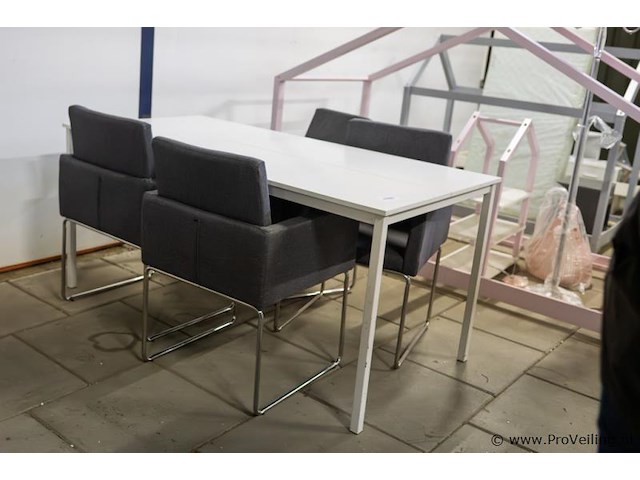 Tafel incl. 4 stoelen - afbeelding 1 van  3
