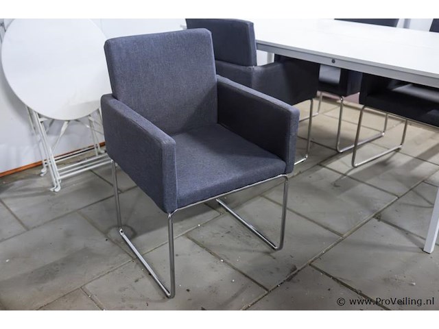 Tafel incl. 4 stoelen - afbeelding 3 van  3