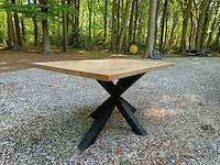 Tafel massief eiken met kruispoot - afbeelding 2 van  6