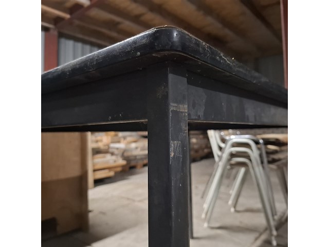 Tafel met 11x kantine stoel - afbeelding 4 van  7