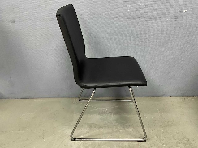 Tafel met 2 stoelen - afbeelding 4 van  7
