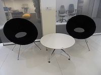 Tafel met 2 stoelen - afbeelding 1 van  1