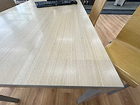 Tafel met 4 pedrali stoelen - afbeelding 4 van  4