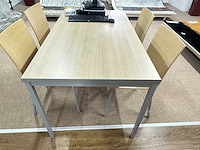 Tafel met 4 pedrali stoelen - afbeelding 2 van  4