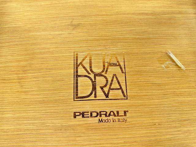 Tafel met 4 pedrali stoelen - afbeelding 4 van  4