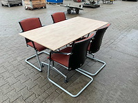 Tafel met 4 stoelen (3x) - afbeelding 4 van  5